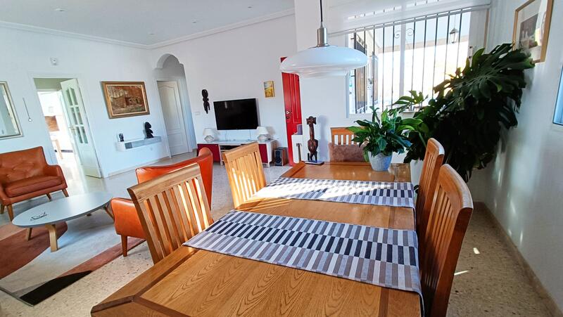 4 sovrum Villa till salu