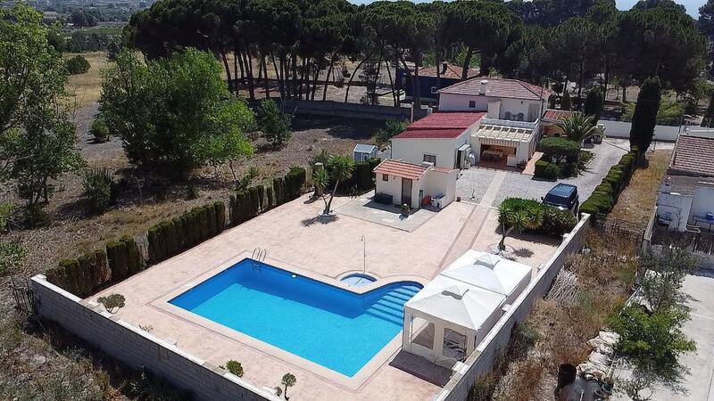 Auberge à vendre dans Castalla, Alicante