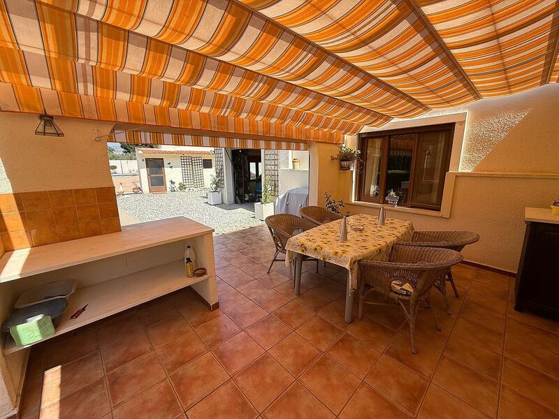 5 bedroom Country House for sale