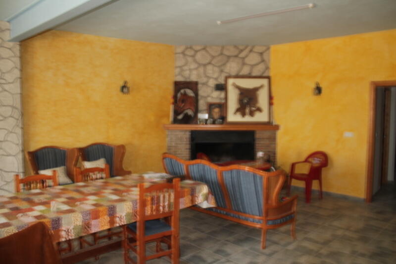 4 chambre Auberge à vendre