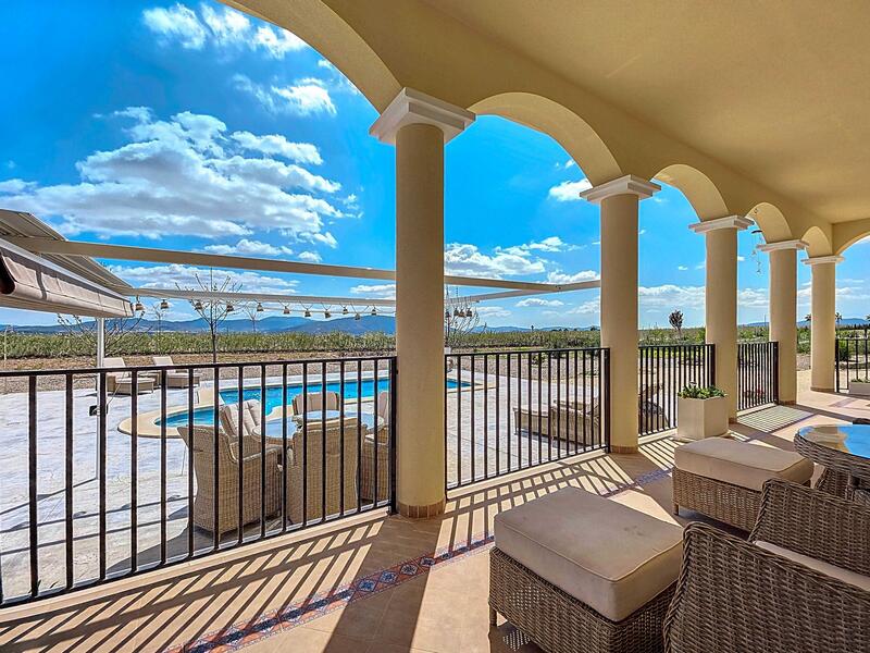 4 Cuarto Villa en venta