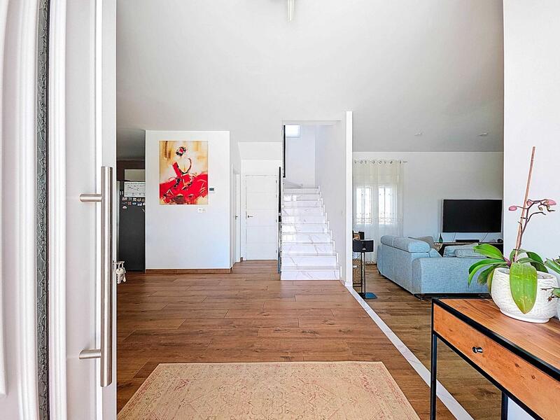 4 Cuarto Villa en venta