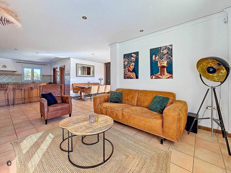 6 Cuarto Villa en venta