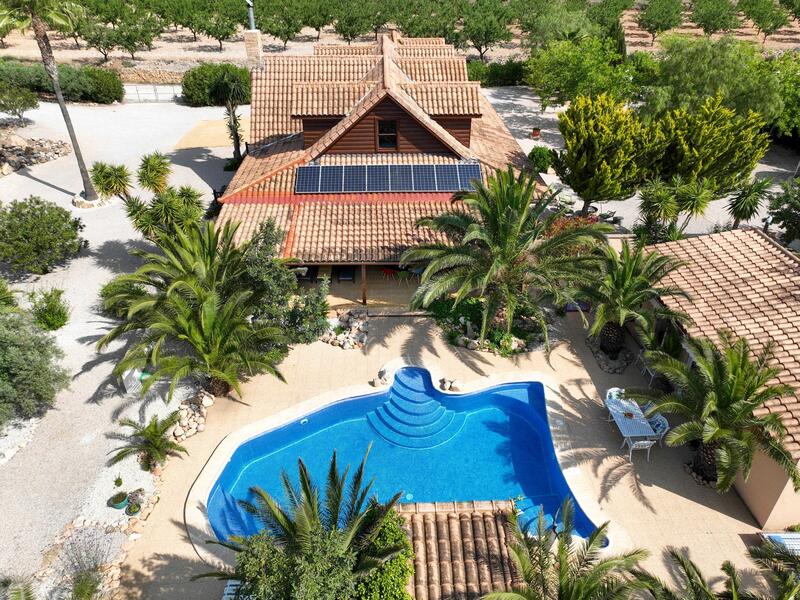 6 slaapkamer Villa Te koop