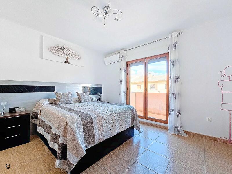 4 Cuarto Adosado en venta