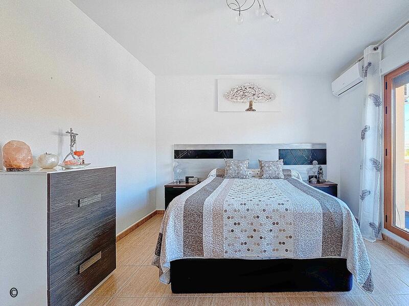 4 Cuarto Adosado en venta