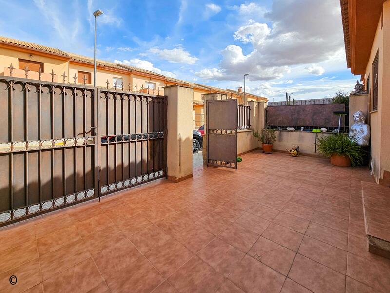 4 Cuarto Adosado en venta