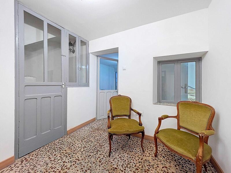 3 slaapkamer Gezinswoning Te koop