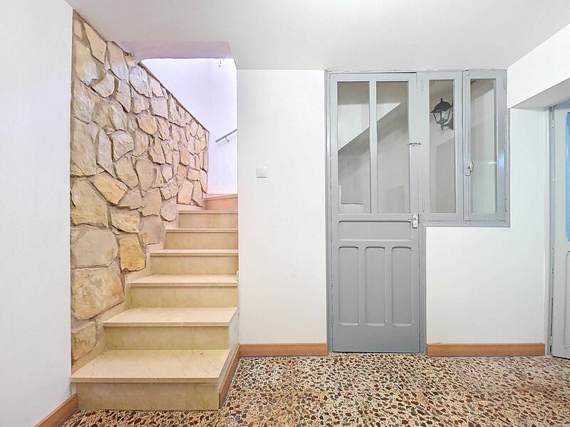 3 slaapkamer Gezinswoning Te koop