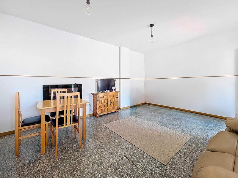 3 slaapkamer Gezinswoning Te koop