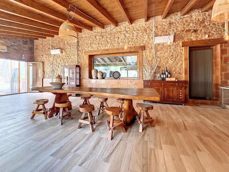 4 bedroom Country House for sale