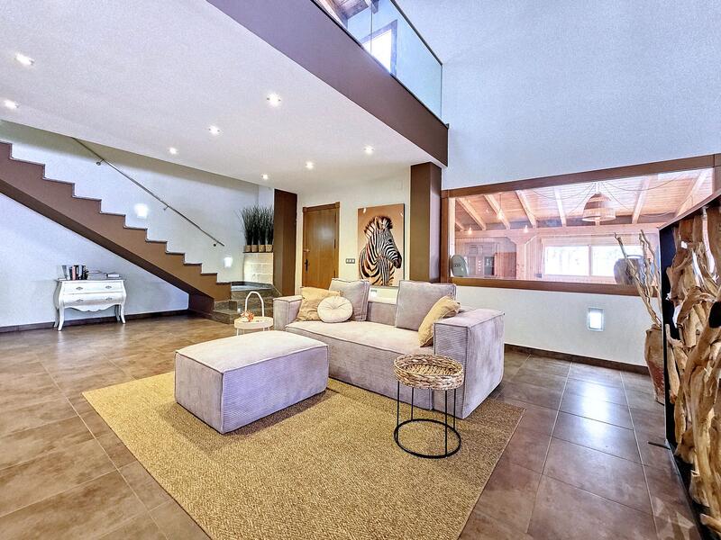 4 bedroom Country House for sale