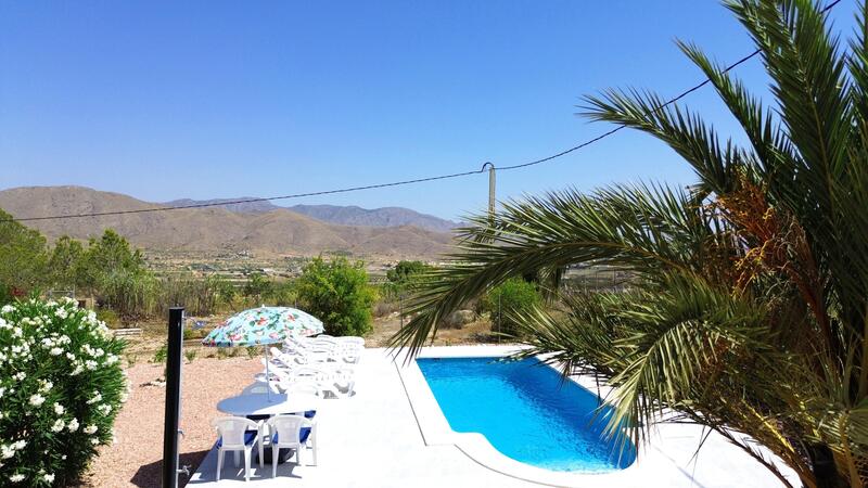 4 Cuarto Villa en venta