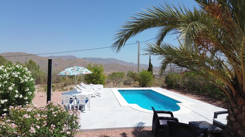 4 Cuarto Villa en venta