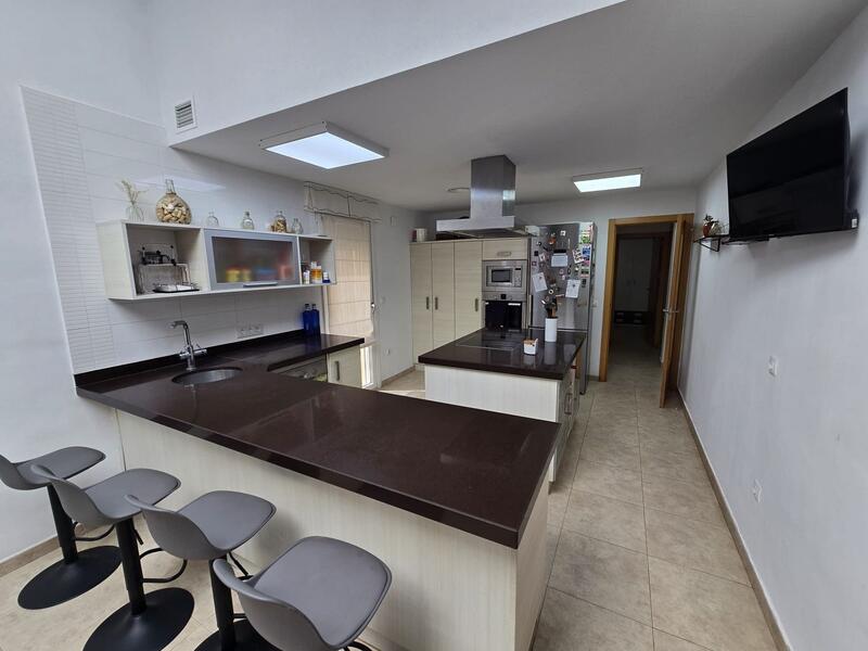 4 Cuarto Villa en venta