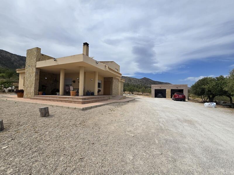 4 Cuarto Villa en venta