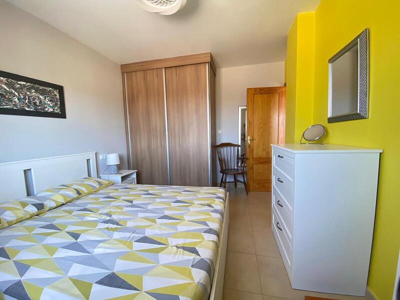 4 slaapkamer Gezinswoning Te koop