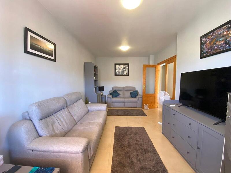 4 slaapkamer Gezinswoning Te koop