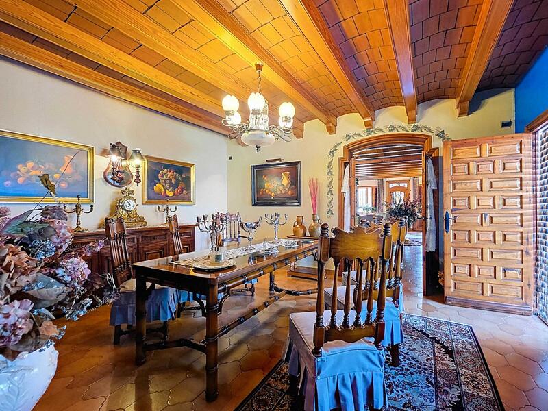 6 slaapkamer Villa Te koop