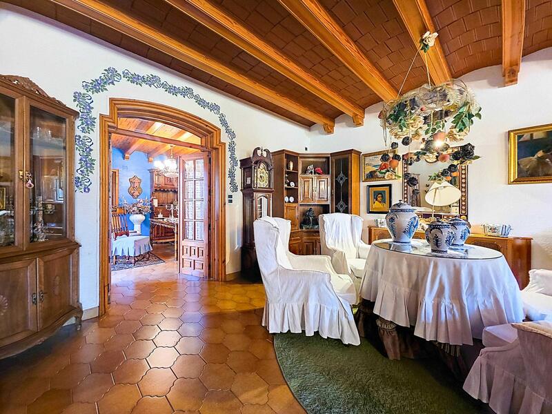 6 slaapkamer Villa Te koop