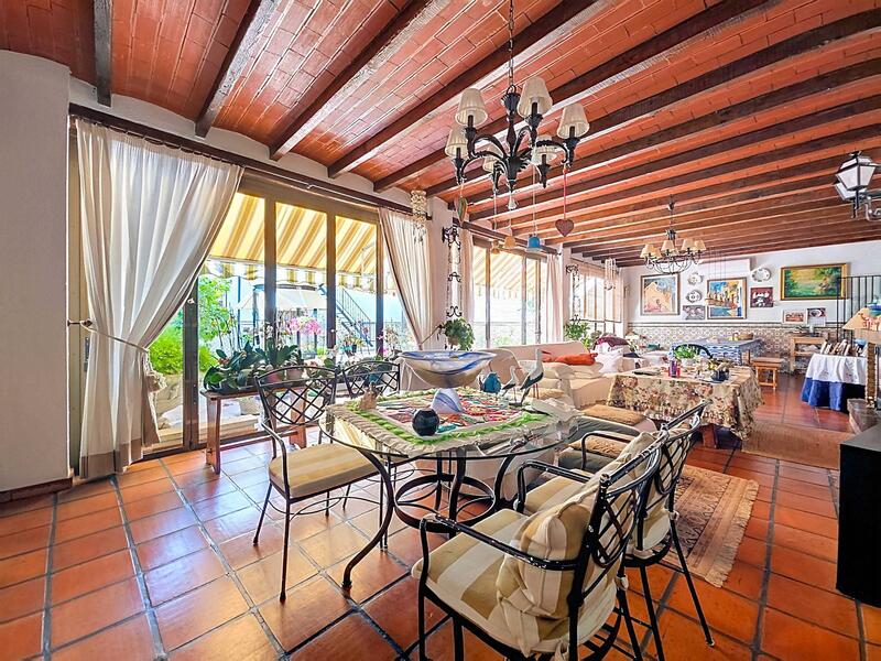 6 slaapkamer Villa Te koop