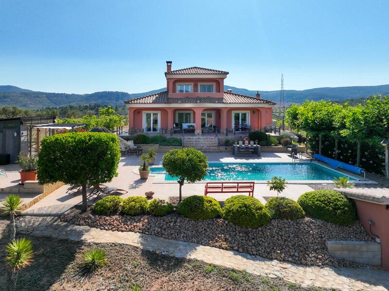 Villa zu verkaufen in Ayora, Valencia