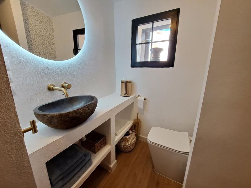 3 bedroom Townhouse for sale