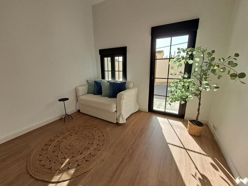 3 bedroom Townhouse for sale