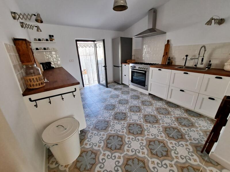 3 bedroom Townhouse for sale