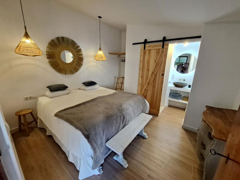 3 bedroom Townhouse for sale