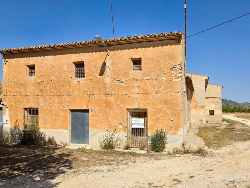 Casa de Campo en venta en Pinoso, Alicante