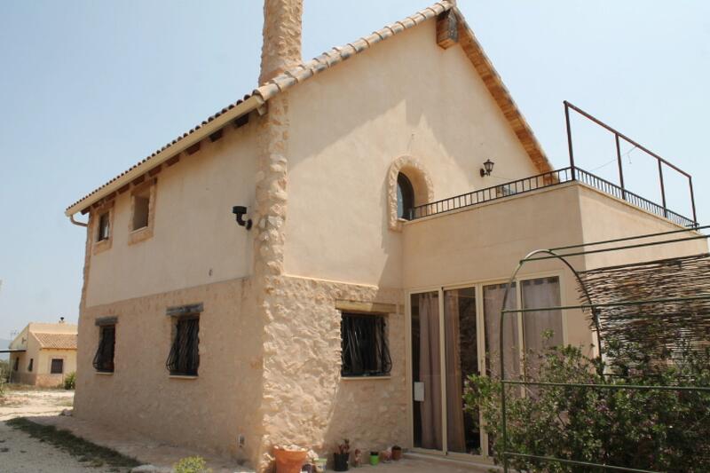 Casa de Campo en venta en Pinoso, Alicante