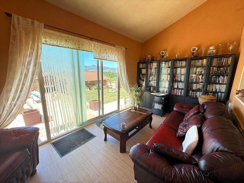 5 Cuarto Casa de Campo en venta