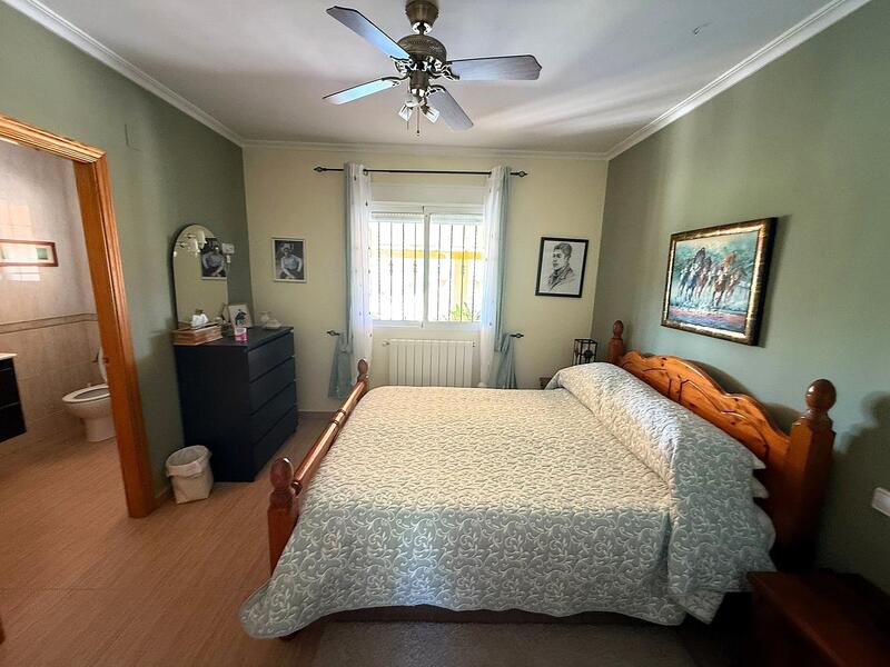 5 Cuarto Casa de Campo en venta