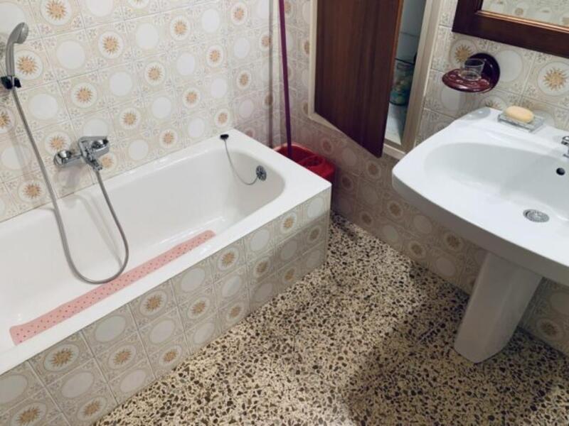 4 bedroom Apartment for sale
