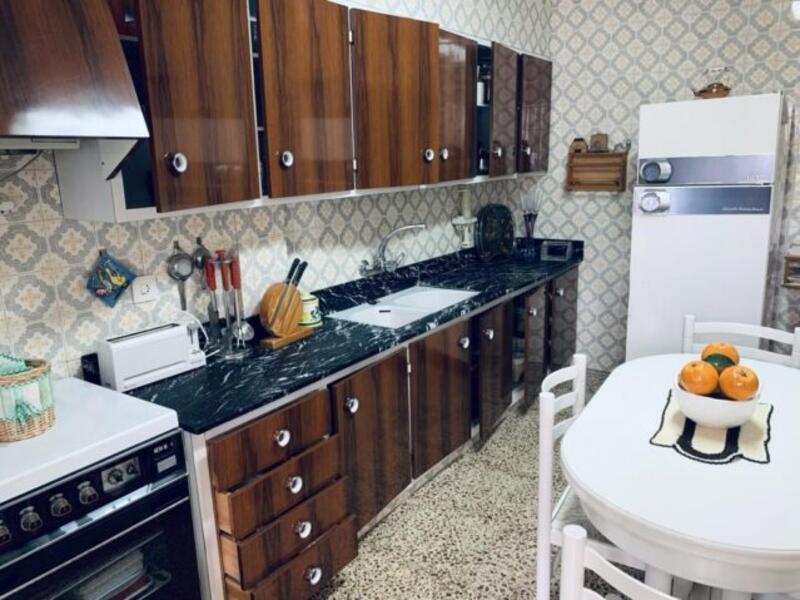 4 bedroom Apartment for sale