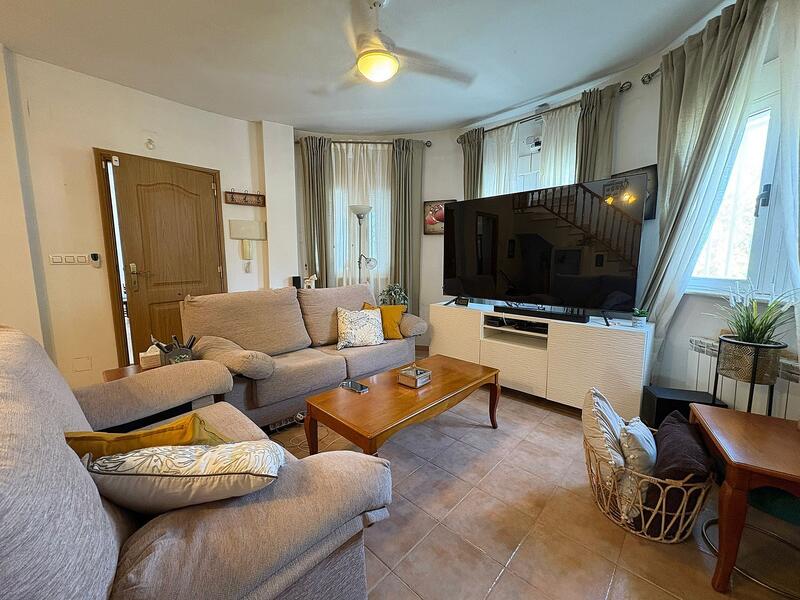 4 Cuarto Villa en venta