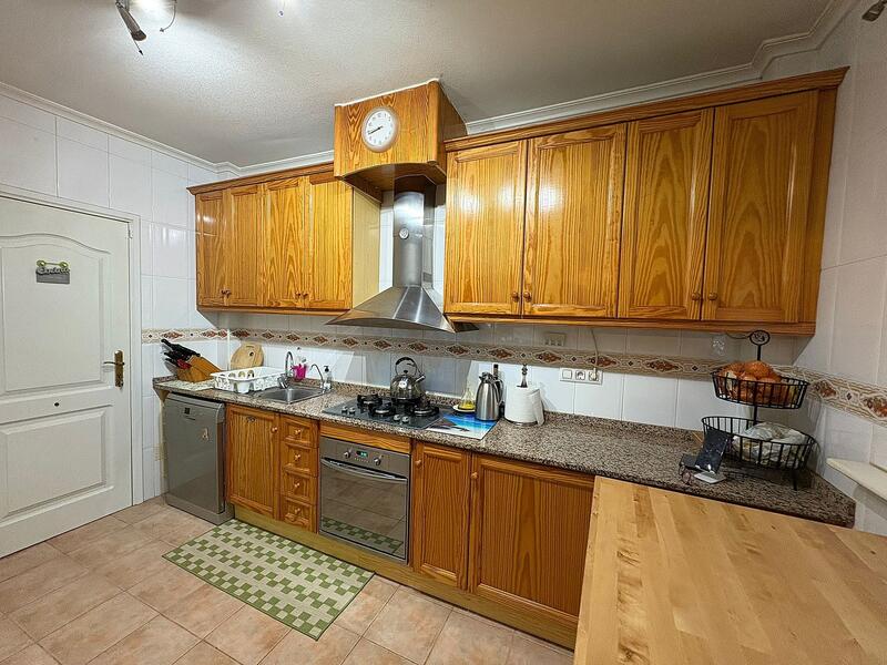 4 Cuarto Villa en venta