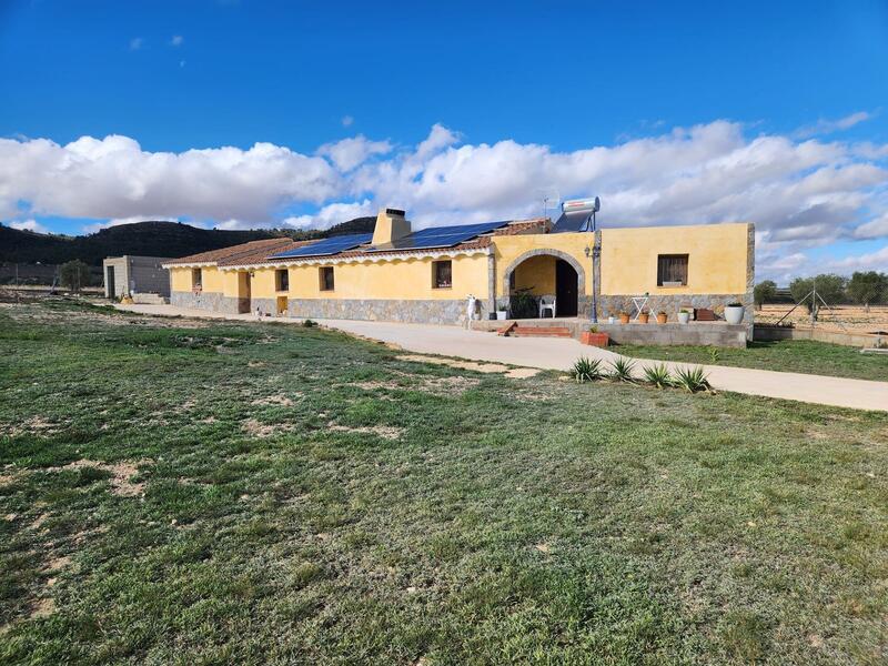Villa til salgs i Yecla, Murcia