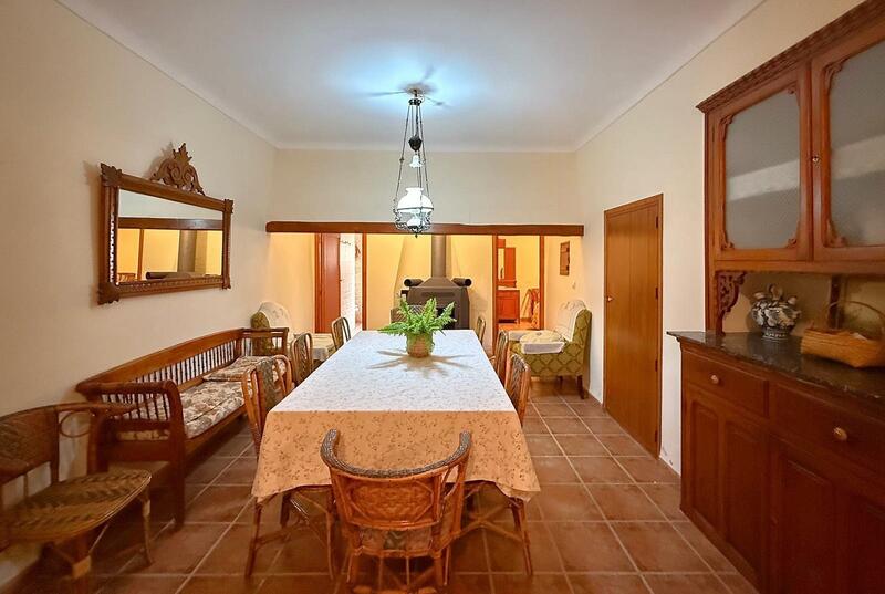 12 bedroom Country House for sale