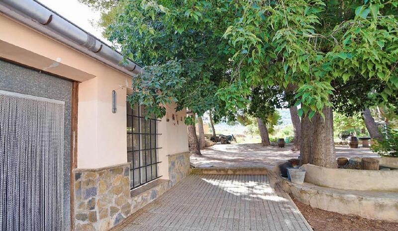 12 bedroom Country House for sale