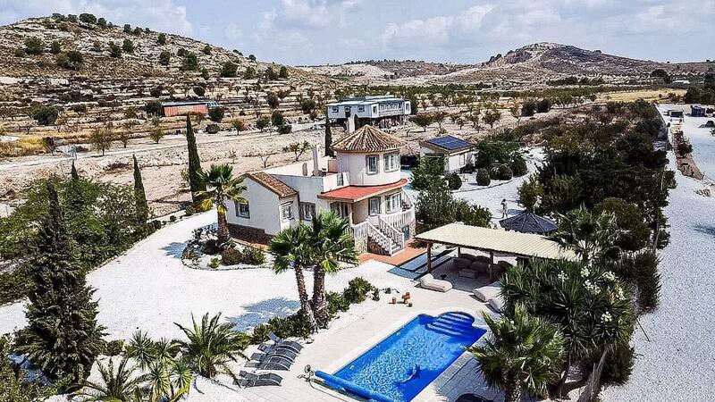 5 soverom Villa til salgs
