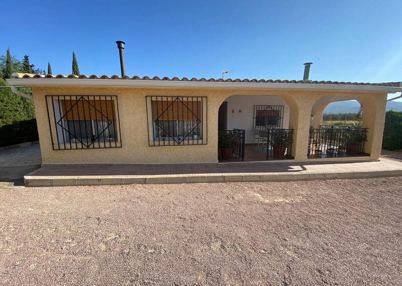 Villa for sale in Sax, Alicante