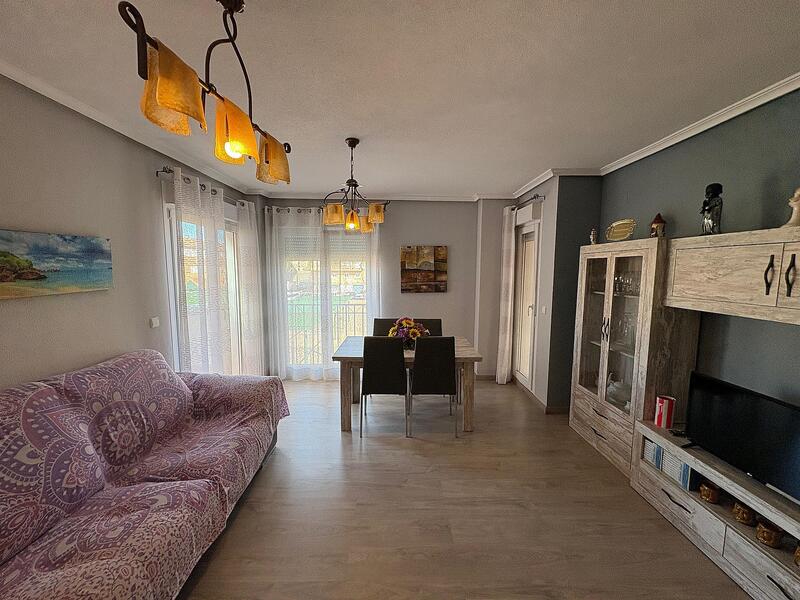 3 bedroom Apartment for sale