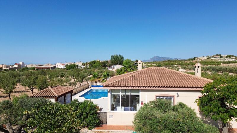 3 bedroom Villa for sale
