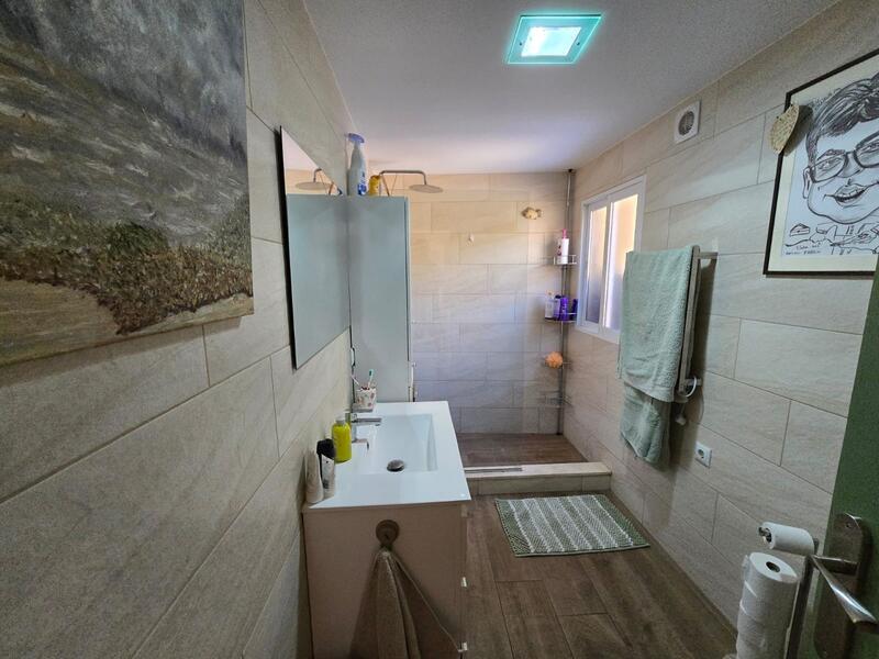 3 bedroom Townhouse for sale