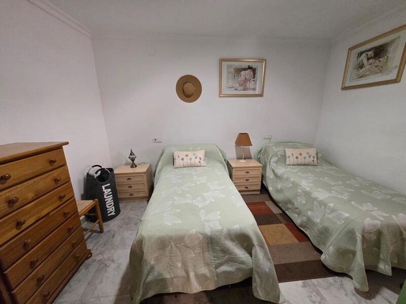 3 bedroom Townhouse for sale