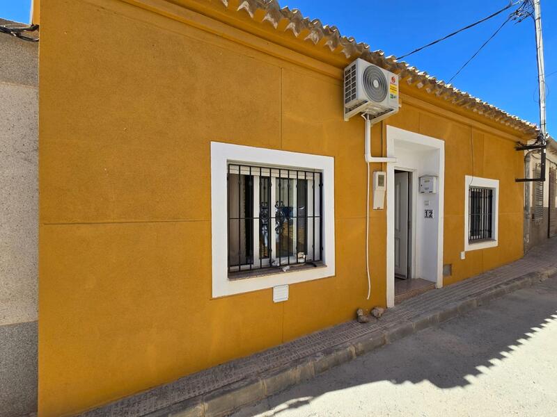 3 bedroom Townhouse for sale