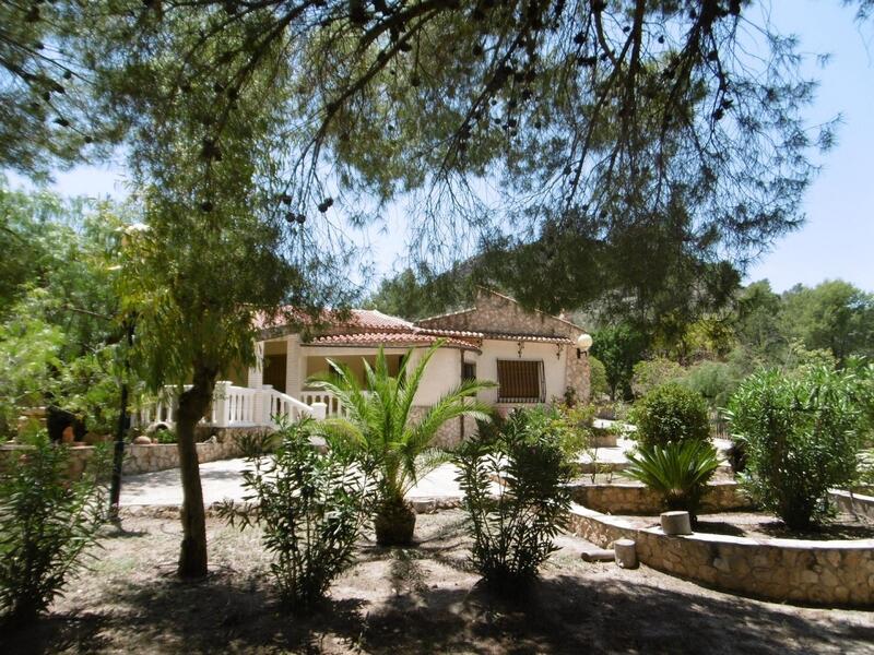 5 bedroom Villa for sale