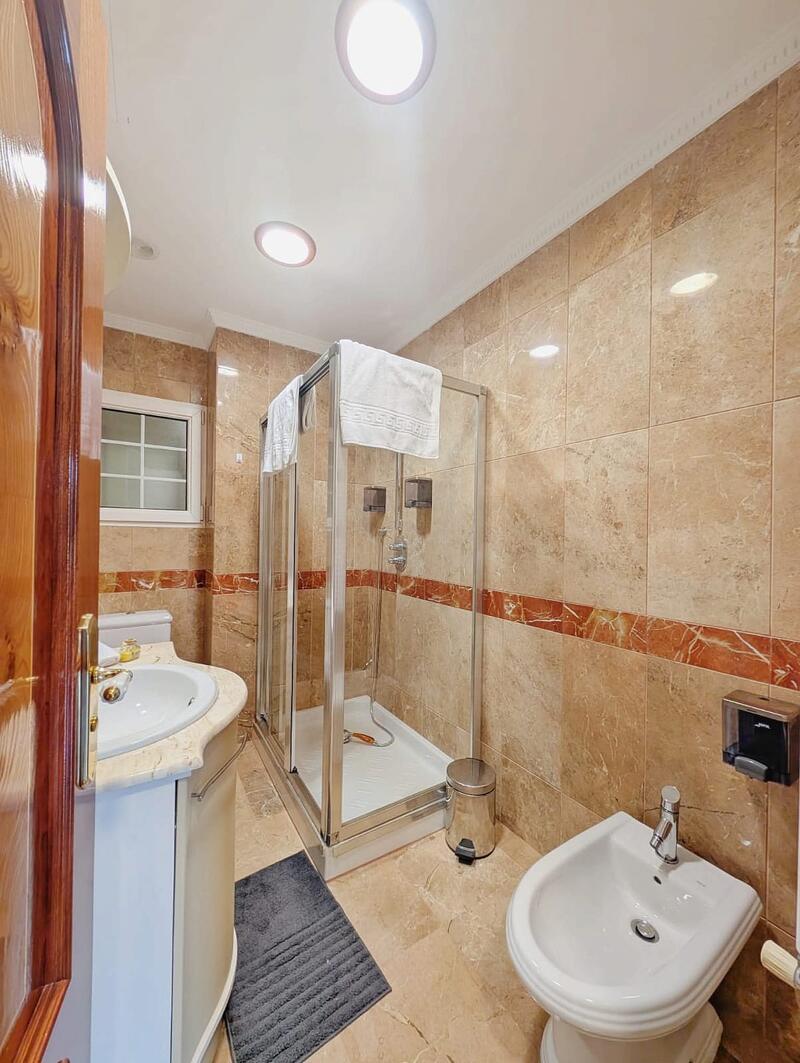 8 chambre Auberge à vendre